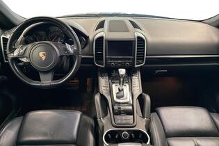 Porsche Cayenne vaihtoauto