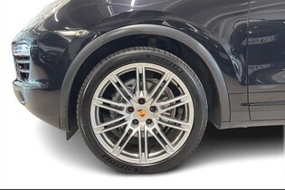 Porsche Cayenne vaihtoauto