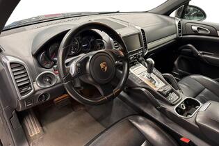 Porsche Cayenne vaihtoauto