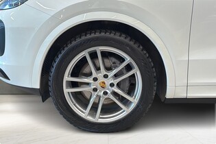 Porsche Cayenne vaihtoauto