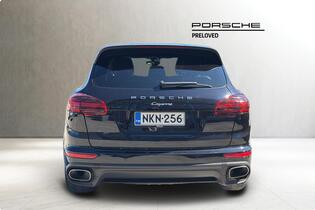 Porsche Cayenne vaihtoauto