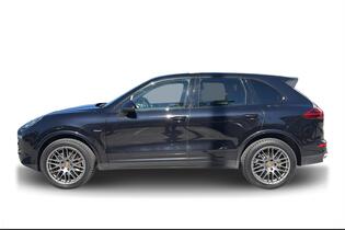 Porsche Cayenne vaihtoauto