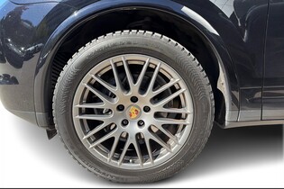 Porsche Cayenne vaihtoauto