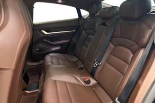 Porsche Taycan vaihtoauto