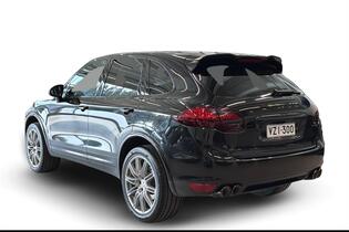 Porsche Cayenne vaihtoauto