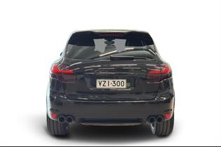 Porsche Cayenne vaihtoauto