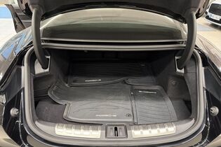 Porsche Taycan vaihtoauto