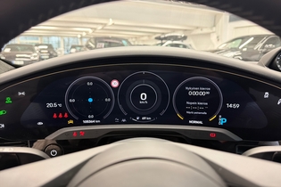 Porsche Taycan vaihtoauto