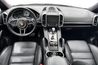Porsche Cayenne vaihtoauto