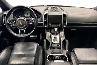 Porsche Cayenne vaihtoauto