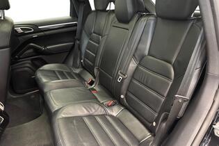 Porsche Cayenne vaihtoauto