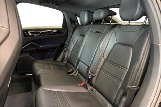 Porsche Cayenne vaihtoauto