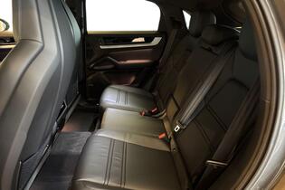 Porsche Cayenne vaihtoauto