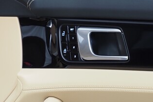 Porsche Panamera vaihtoauto