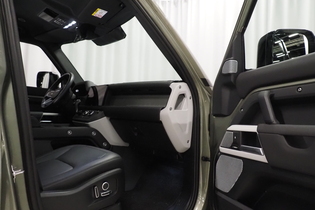 Land Rover Defender vaihtoauto