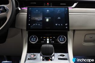 Jaguar F-PACE vaihtoauto