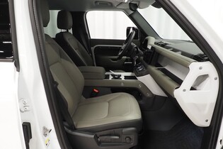 Land Rover Defender vaihtoauto