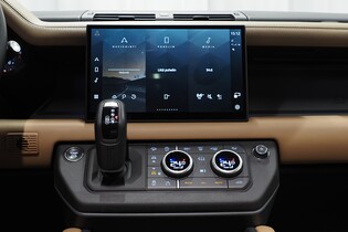 Land Rover Defender vaihtoauto