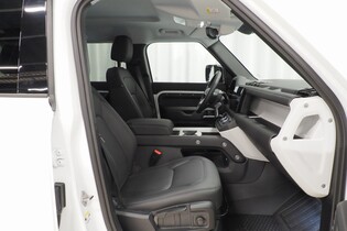 Land Rover Defender vaihtoauto