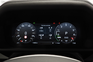 Land Rover Defender vaihtoauto