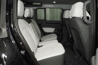 Land Rover Defender vaihtoauto