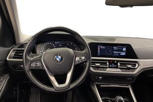 BMW 320 vaihtoauto