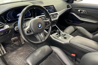 BMW 330 vaihtoauto