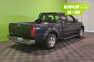 Nissan Navara vaihtoauto