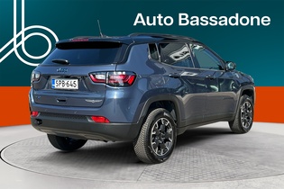 Jeep Compass vaihtoauto
