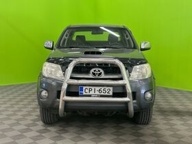 Toyota Hilux vaihtoauto