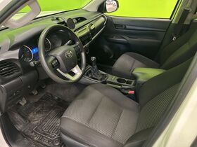 Toyota Hilux vaihtoauto