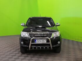 Toyota Hilux vaihtoauto