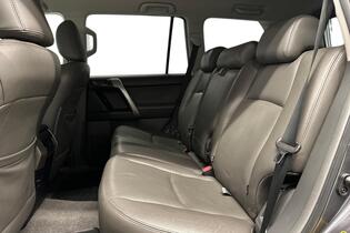 Toyota Land Cruiser vaihtoauto