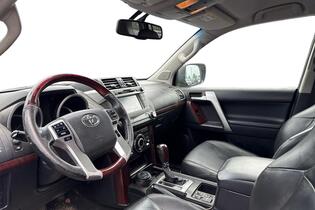 Toyota Land Cruiser vaihtoauto