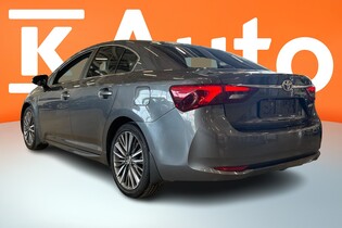 Toyota Avensis vaihtoauto