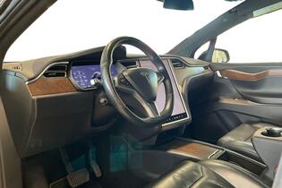 Tesla Model X vaihtoauto