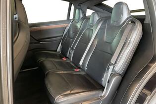 Tesla Model X vaihtoauto