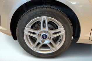 Ford Fiesta vaihtoauto
