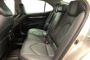 Toyota Camry vaihtoauto