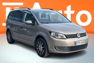 Volkswagen Touran vaihtoauto