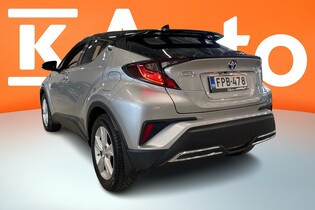 Toyota C-HR vaihtoauto