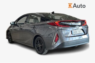 Toyota Prius PHEV vaihtoauto