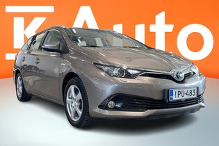Toyota Auris vaihtoauto