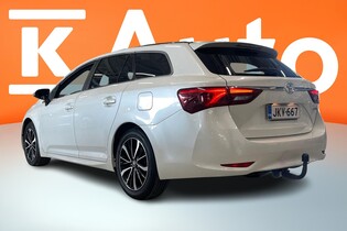Toyota Avensis vaihtoauto