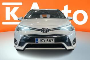 Toyota Avensis vaihtoauto