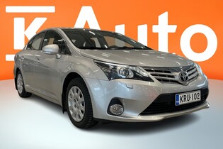 Toyota Avensis vaihtoauto