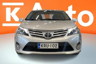 Toyota Avensis vaihtoauto