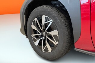 Toyota bZ4X vaihtoauto