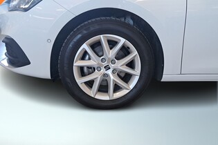 SEAT Leon Sportstourer vaihtoauto