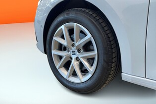 SEAT Leon Sportstourer vaihtoauto